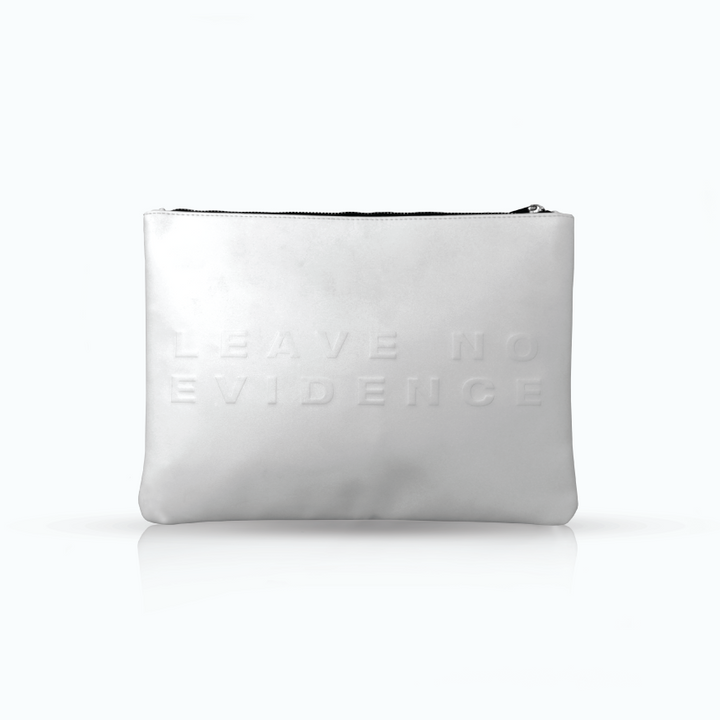 Statement clutch - White - Klara Cosmetics